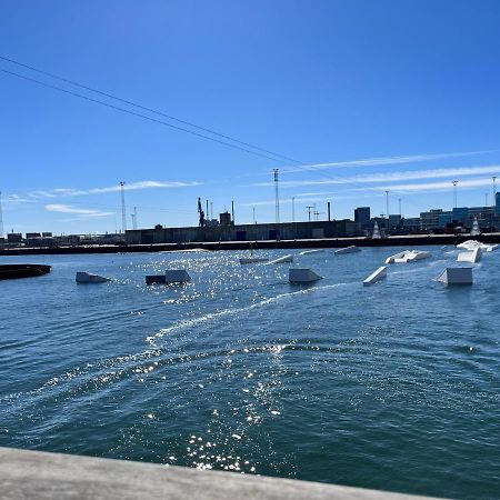 Apartment Directly To Seafront Of Bassin 7 With Big Balcony And Free Parking Aarhus Exterior foto